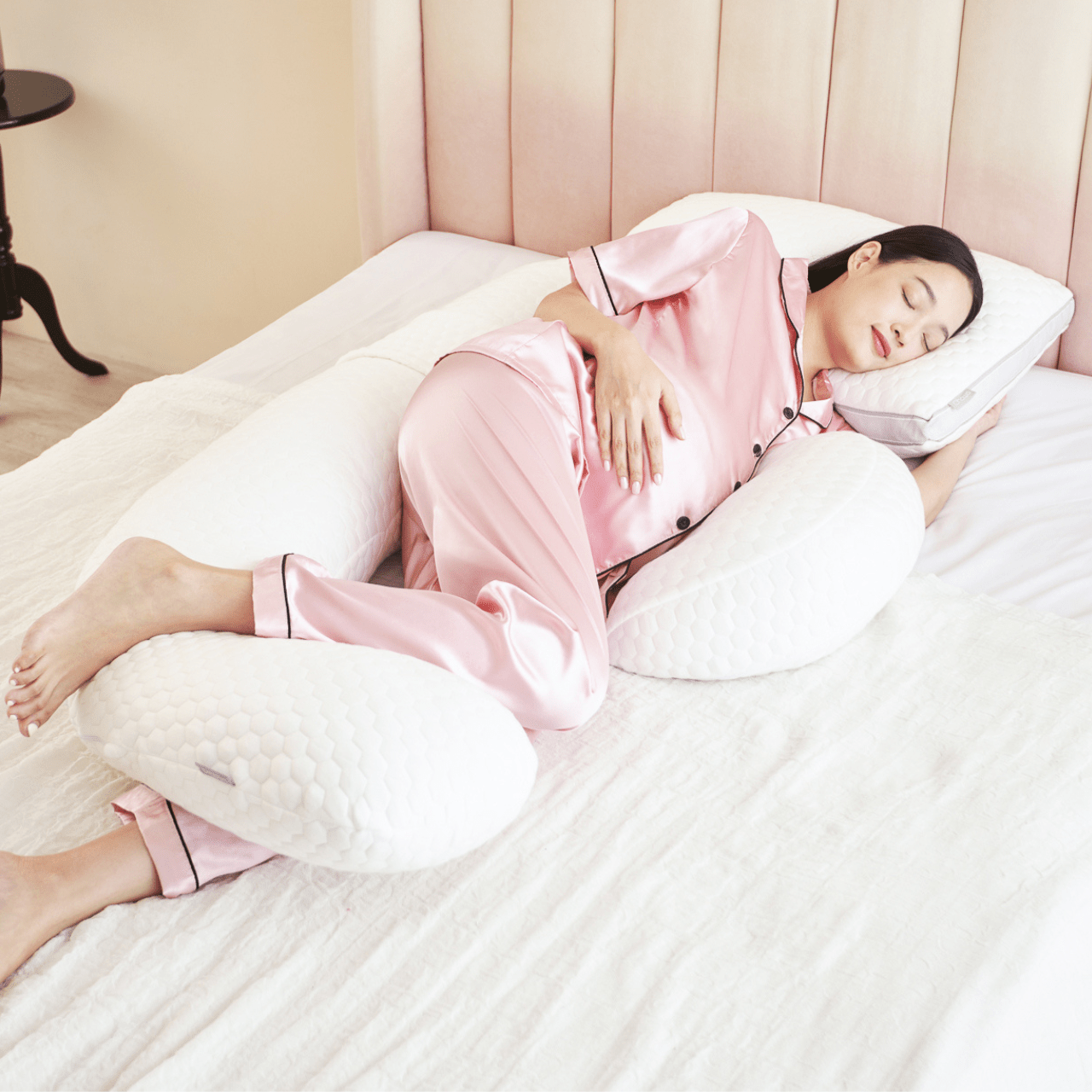 หมอนคนท้อง - Chowa