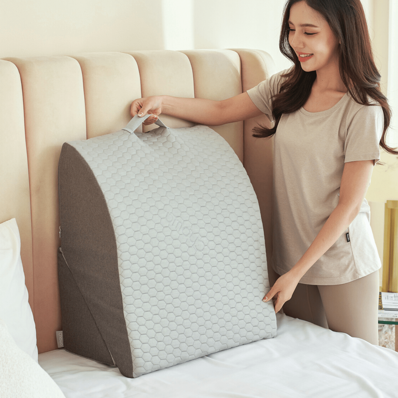 หมอนรองขา - Chowa