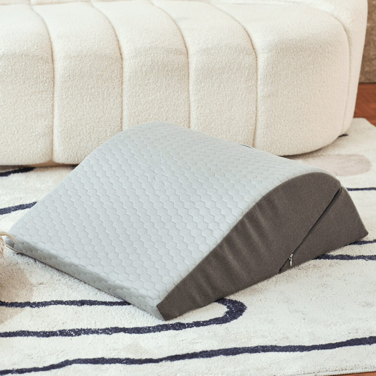 หมอนรองขา - Chowa